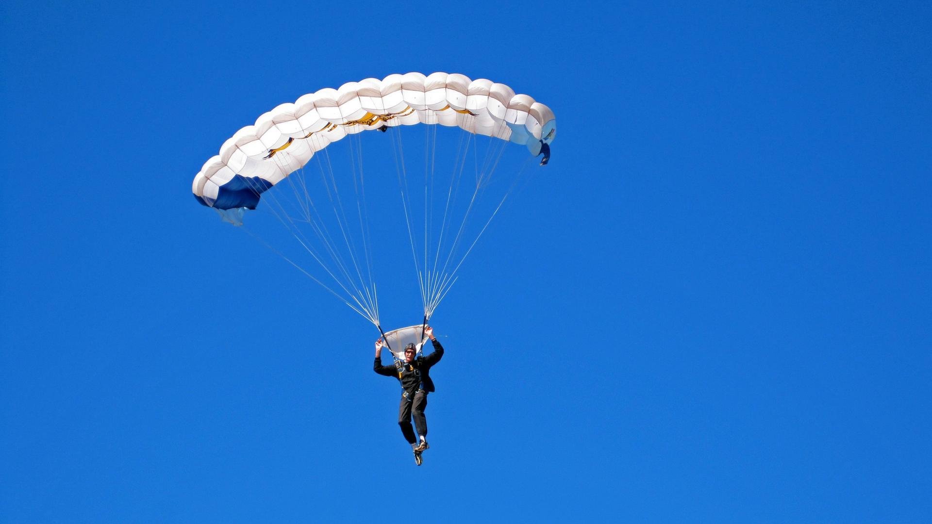 中国篮球的崛起是时代的象征,中国篮球发展的三个时期
