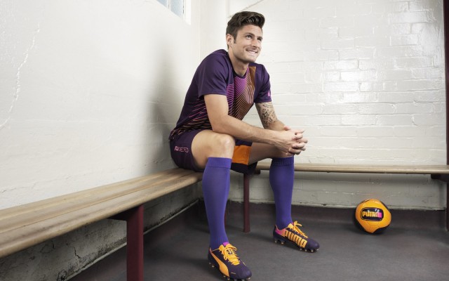 星空电竞平台-《英雄联盟》全球预选火热开启，谁能脱颖而出，挺进世界舞台？